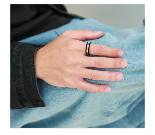 Anillo de Acero Titanio Negro con Seis Colores Pride - Image 12