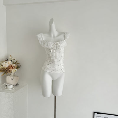Blusa Crop Ajustada con Volantes, Encaje y Lunares - Manga Casquete - Image 14