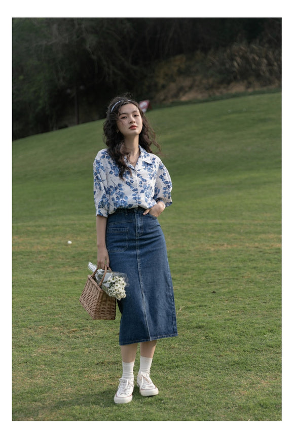 Blusa Suelta con Diseño Floral Elegante