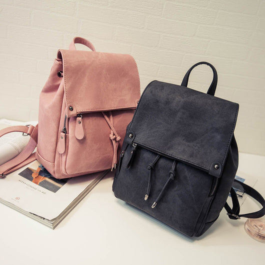 Mochila Backpack de Cuero para Mujer - Diseño Moderno y Versátil - Image 2