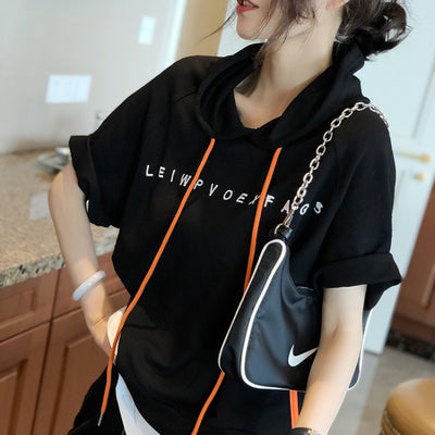 Playera Suelta con Capucha y Mangas Cortas para Mujer - Image 9