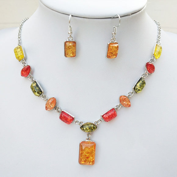 Conjunto de Aretes y Collar a Juego
