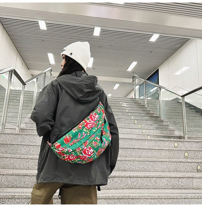 Bolsa Pecho Artística de Moda Contemporánea - Image 10