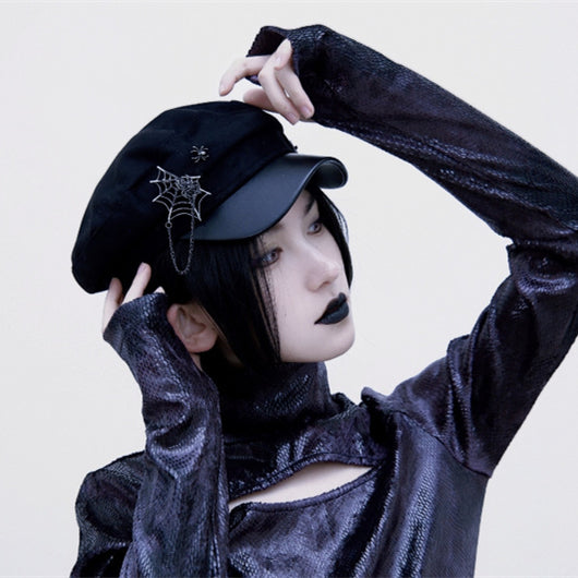 Gorro de Lana Tejido a Mano con Cadena Araña y Estampado Periódico - Image 4