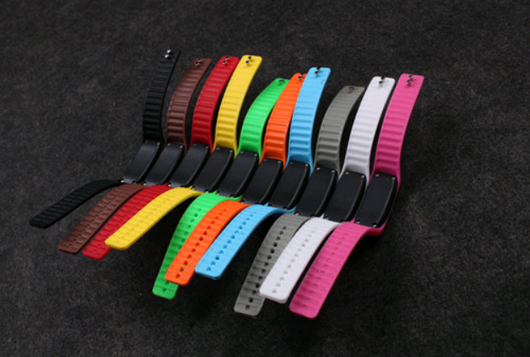 Reloj Inteligente Táctil Luminoso para Parejas - Deportivo y Moderno - Image 4