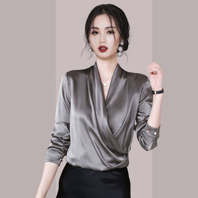 Blusa de Satén Escote V para Mujer - Prenda Premium de Alta Calidad - Image 2