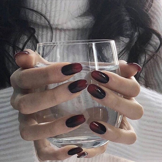 Adhesivos de Uñas Desprendibles con Acabado Profesional