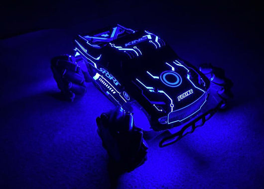 Auto de Carreras con Luces LED y Giros de Danza Musical - Image 9