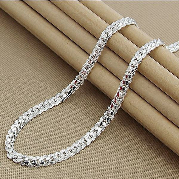 Cadena de Clavícula Plateada con Hueso de Serpiente Personalizado