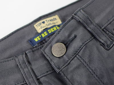 Pantalones de Cuero para Mujer - Diseño Denim Ajustado - Image 6