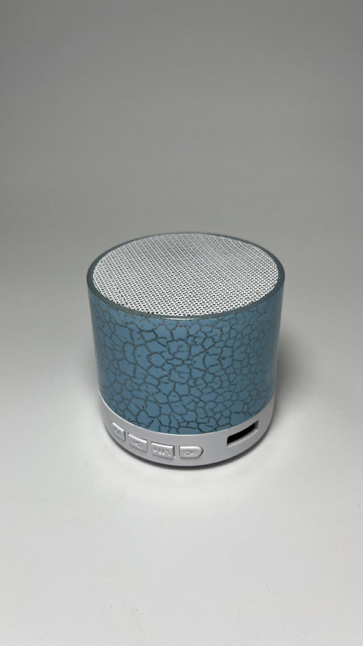 Parlante Bluetooth Portátil A9 Mini con Subwoofer y Luz LED - Image 11