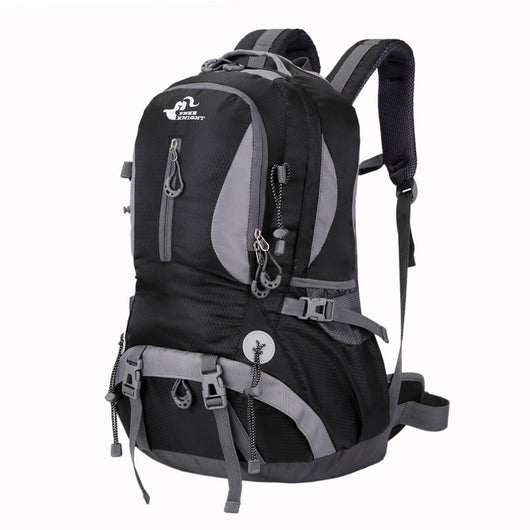Mochila de Montañismo Impermeable para Expediciones - Image 8