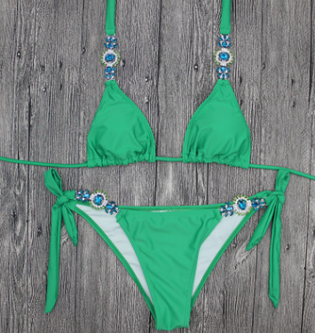 Bikini Bandage Dividido en Colores Sólidos con Detalles Diamantados - Image 13