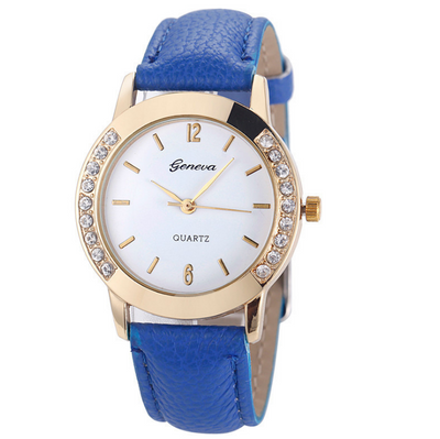 Reloj de Cuero para Mujer - Elegancia y Precisión en tu Muñeca - Image 3