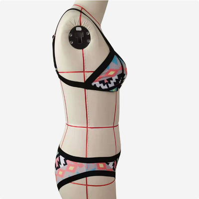 Bikini Brasileño Geométrico para Mujer - Traje de Baño Moderno - Image 6