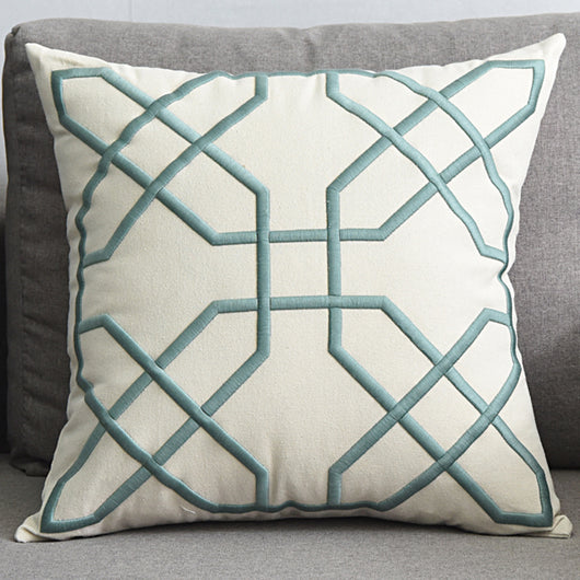 Funda de Almohada Decorativa de Algodón y Lino con Bordado Geométrico - Image 10