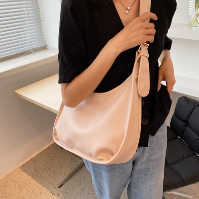 Bolso Mensajero Suave de Diseño Minimalista - Image 4
