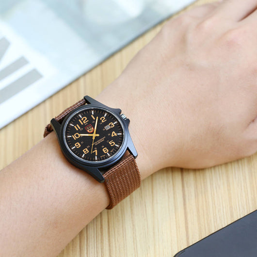 Reloj Deportivo Hombre con Correa Trenzada y Calendario - Image 15