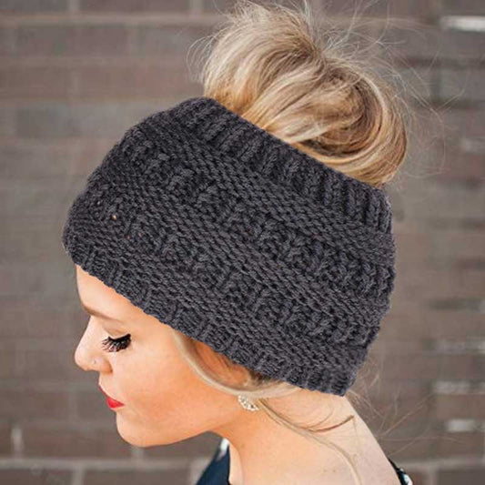 Gorro Tejido con Abertura para Coleta - Beanie Cálido para Invierno