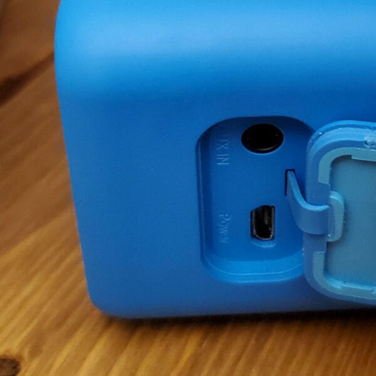 Parlante Bluetooth Resistente al Agua para Exteriores - Image 15