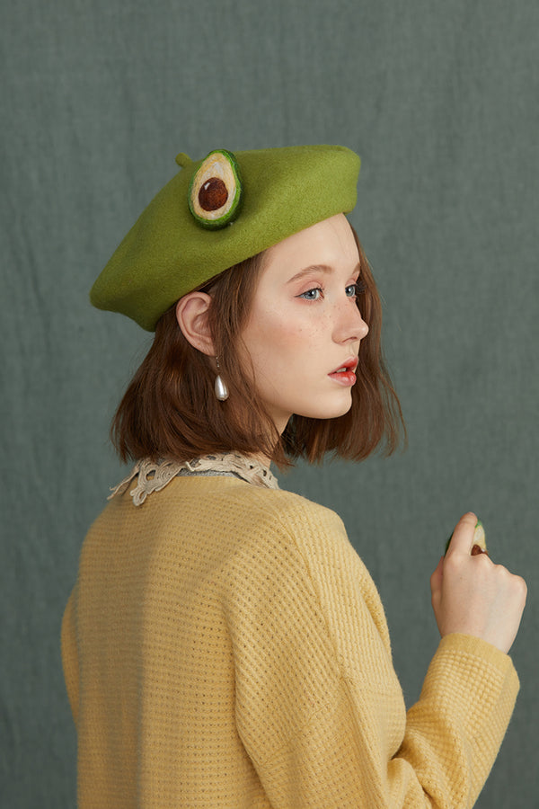 Boina de Lana Felt con Diseño Frutal Extravagante para Otoño e Invierno