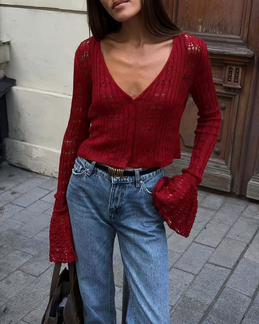 Blusa Corta Tejida con Mangas Acampanadas y Cortes Atrevidos - Image 16