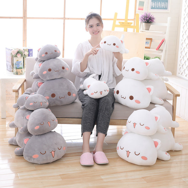 Gatito Acostado de Peluche Suave