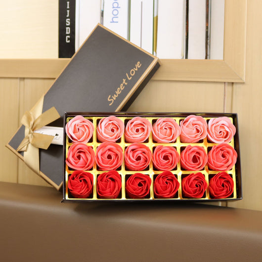Jabón Floral de 18 Rosas con Degradado de Colores