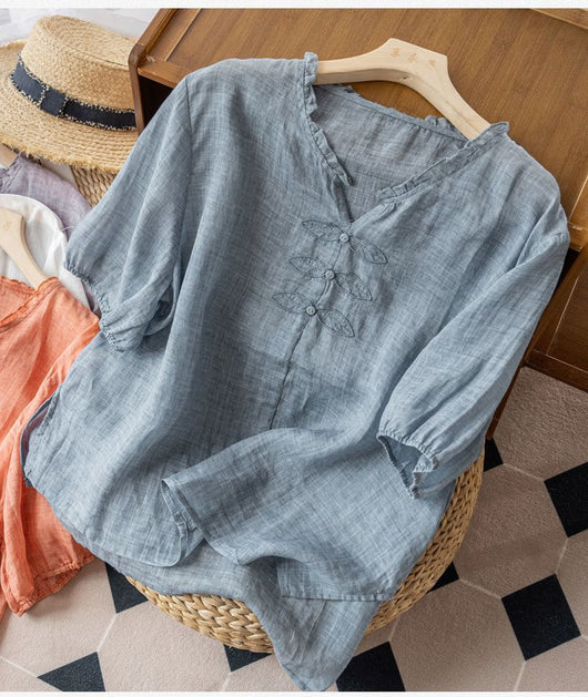 Blusa de Algodón y Lino Bordada con Cuello en V y Manga Corta - Image 10