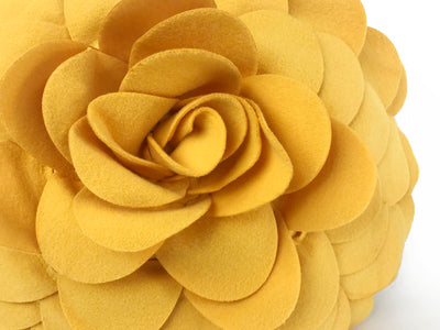 Flor de Lana Tejida a Mano - Image 4
