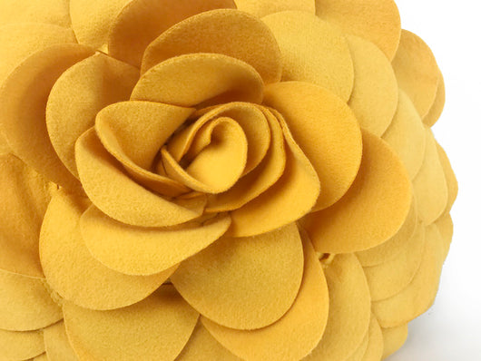 Flor de Lana Tejida a Mano - Image 4
