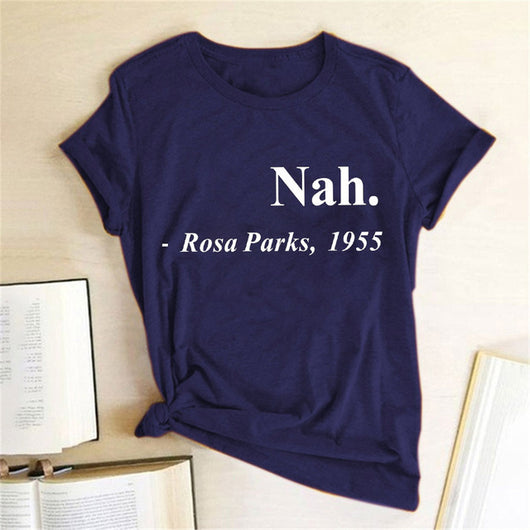 Playera Estampada para Mujer con Patrón de Dibujos Multicolor - Image 6
