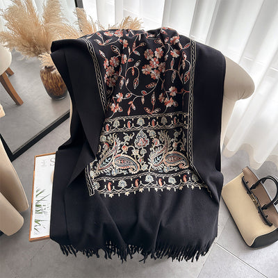 Chal Bordado Étnico para Mujer - Diseño Tradicional - Image 8