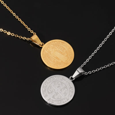 Collar Pendiente O Redondo de Marca Premium - Image 9