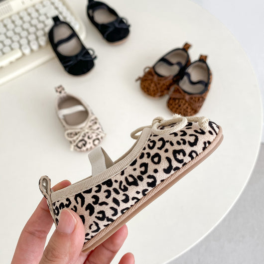 Zapatos Suaves para Bebé Niña Primavera Otoño con Moño Mariposa y Estampado Leopardo - Image 13