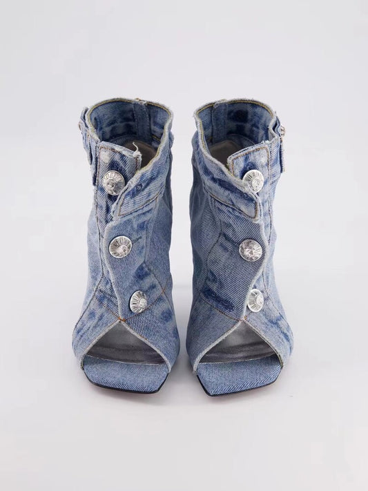 Botas Cortas de Tacón Alto con Remaches en Denim - Image 2