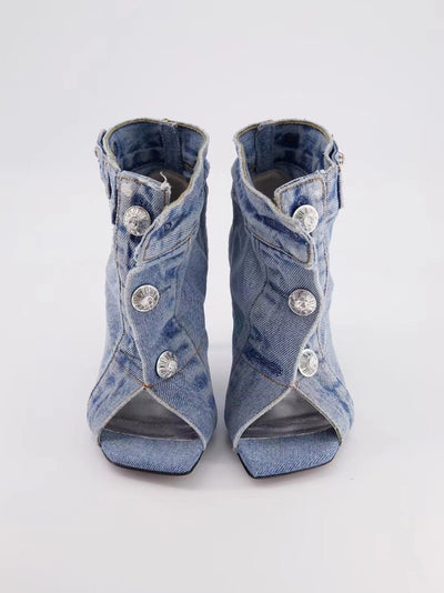 Botas Cortas de Tacón Alto con Remaches en Denim - Image 2