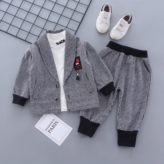 Traje de tres piezas para niño - Image 2