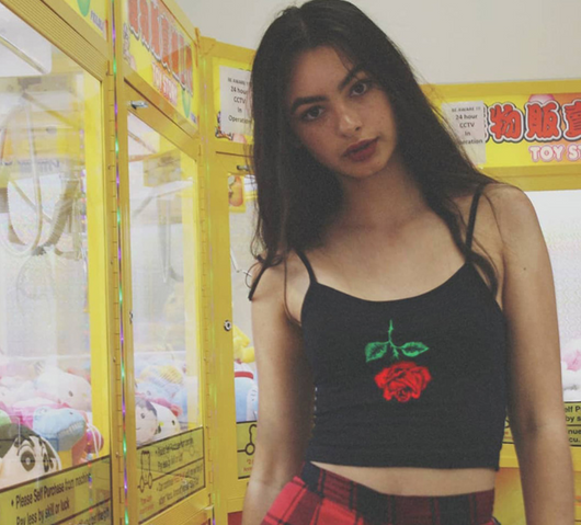 Camisola Corta con Bordado de Rosas - Image 6