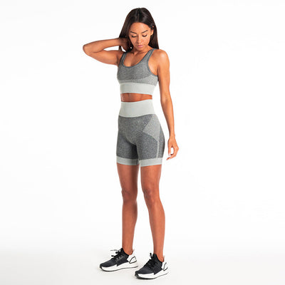 Short deportivo sin costuras para fitness - Image 5