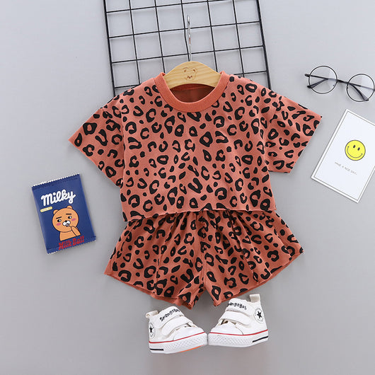 Conjunto de Dos Piezas Estampado Leopardo para Niñas - Image 10