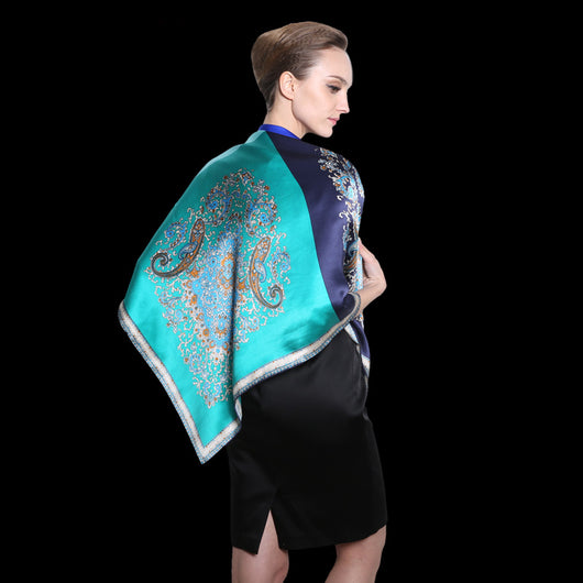 Pañuelo de Seda Estampado para Mujer - Diseño Minimalista - Image 8