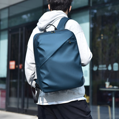 Mochila de Gran Capacidad Impermeable Diseño Minimalista