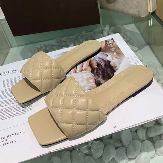 Sandalias de Cuero con Diseño Geométrico y Punta Cuadrada
