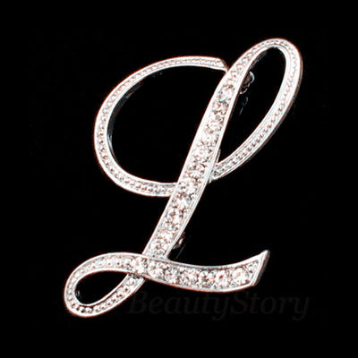 Broche de letra con diamantes - Image 11