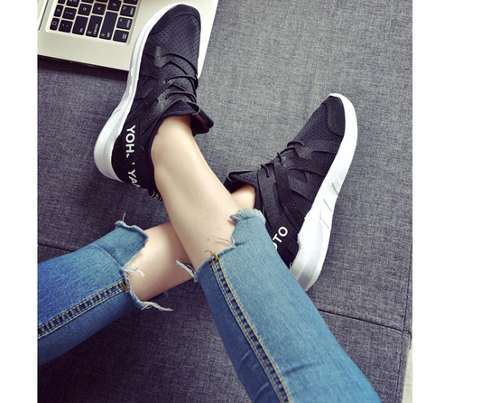 Zapatillas Deportivas Blancas para Mujer - Cómodas y Versátiles - Image 2