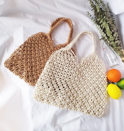 Bolsa Tejida de Malla con Asa de Cuerda - Diseño Calado Transpirable - Image 2
