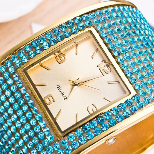 Reloj de Moda con Diamantes - Image 10