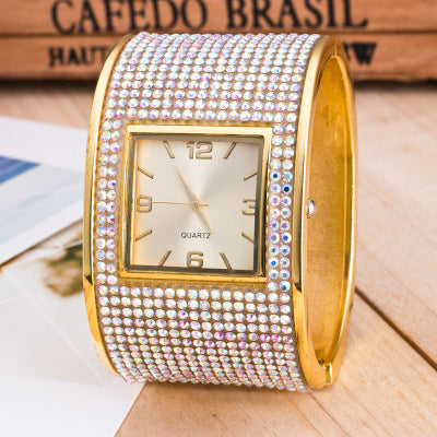 Reloj de Moda con Diamantes - Image 17
