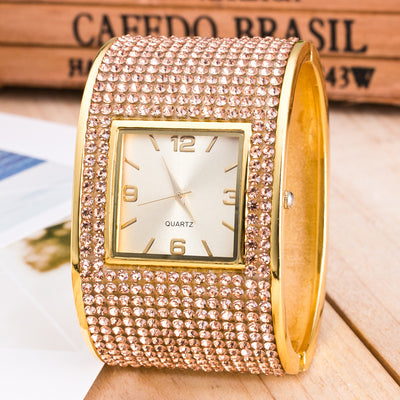Reloj de Moda con Diamantes - Image 14